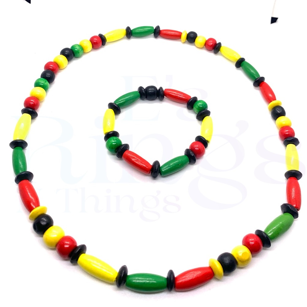 [Boombastic] Green, Red & yellow wooden round 2 piece beaded jewelry set